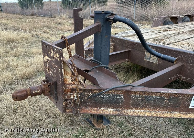 image for item DO5170 1985 Trail King TK18U-2000 equipment trailer