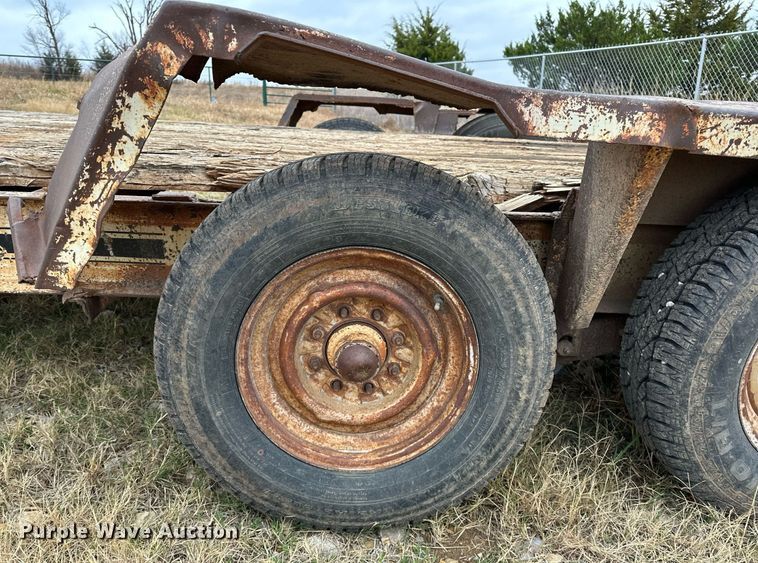 image for item DO5170 1985 Trail King TK18U-2000 equipment trailer