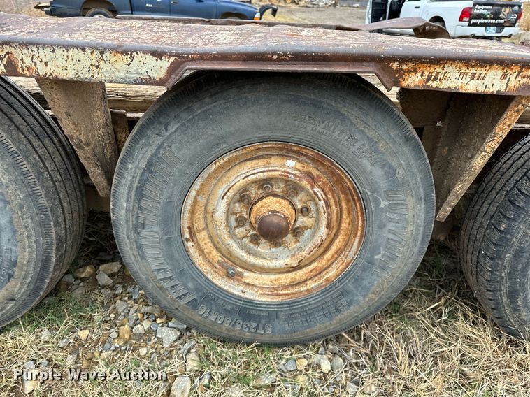 image for item DO5170 1985 Trail King TK18U-2000 equipment trailer