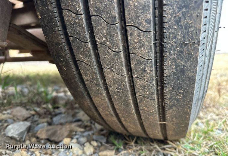 image for item DO5170 1985 Trail King TK18U-2000 equipment trailer