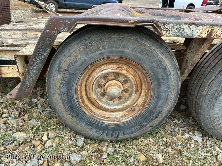 image for item DO5170 1985 Trail King TK18U-2000 equipment trailer