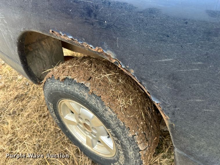 image for item DP3269 2001 Dodge Dakota Quad Cab pickup truck