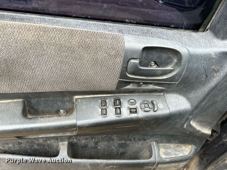 image for item DP3269 2001 Dodge Dakota Quad Cab pickup truck