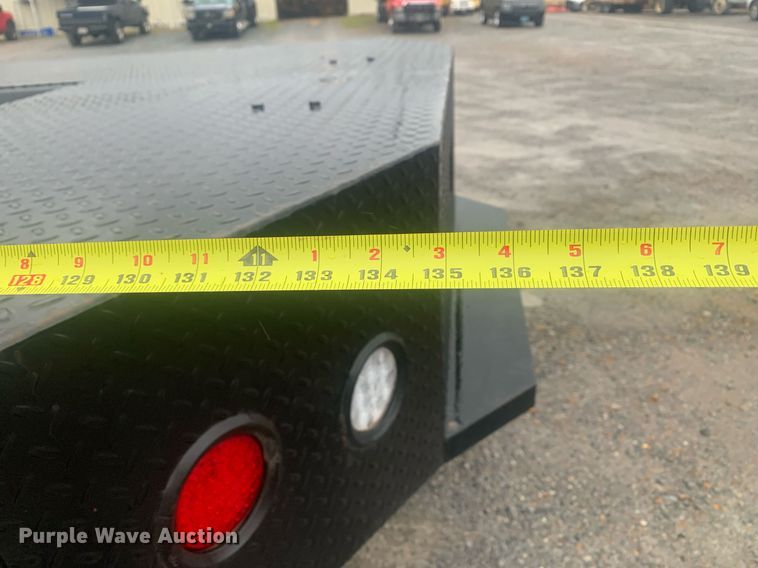 image for item DP8812 2003 GMC C6C042 flatbed truck