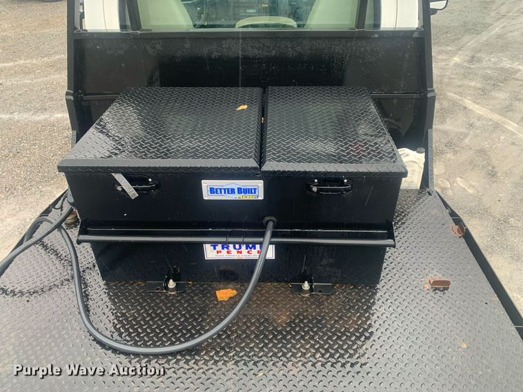 image for item DP8812 2003 GMC C6C042 flatbed truck