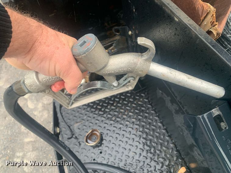 image for item DP8812 2003 GMC C6C042 flatbed truck