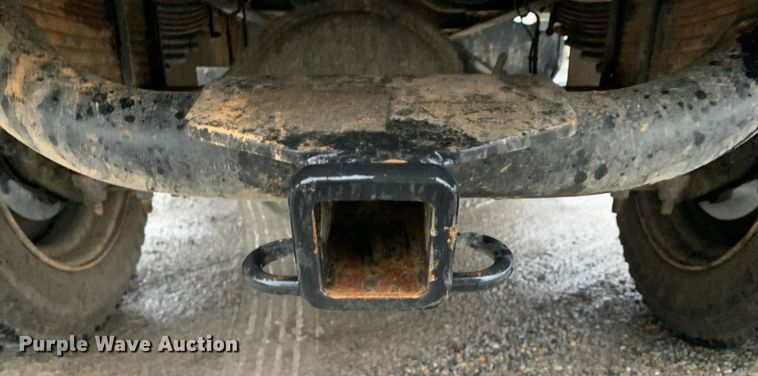 image for item DP8812 2003 GMC C6C042 flatbed truck