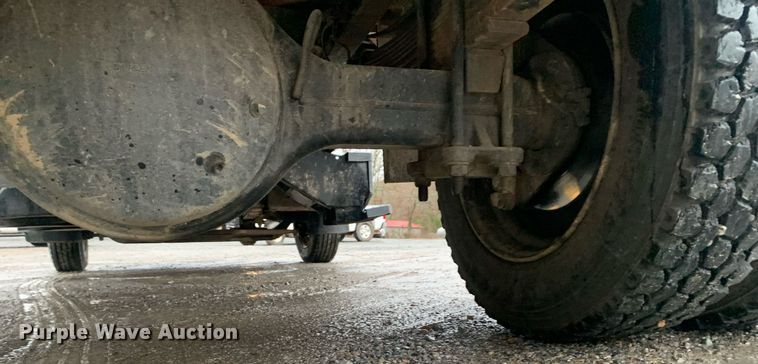 image for item DP8812 2003 GMC C6C042 flatbed truck