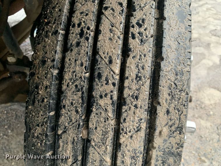 image for item DP8812 2003 GMC C6C042 flatbed truck