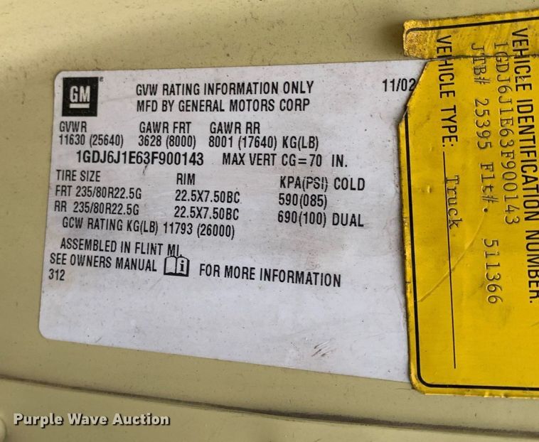 image for item DP8812 2003 GMC C6C042 flatbed truck