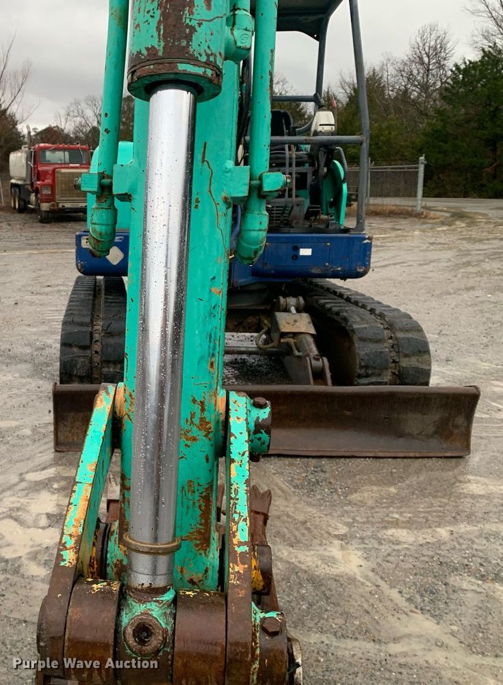 image for item DP8814 2005 IHI 55N2 mini excavator