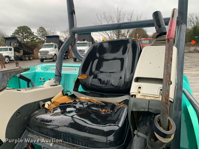 image for item DP8814 2005 IHI 55N2 mini excavator