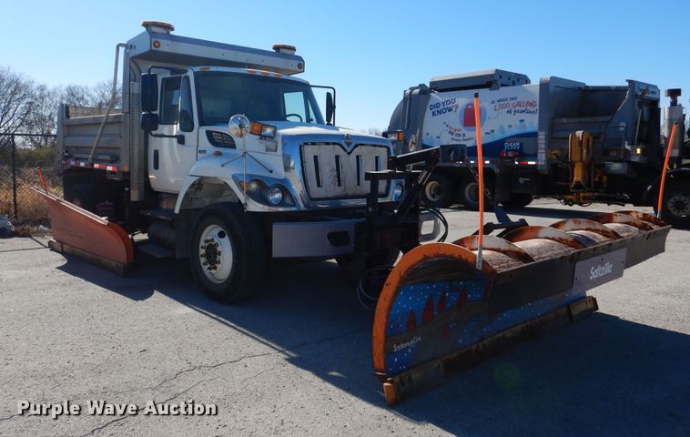 image for item DR5895 2012 International Workstar dump truck