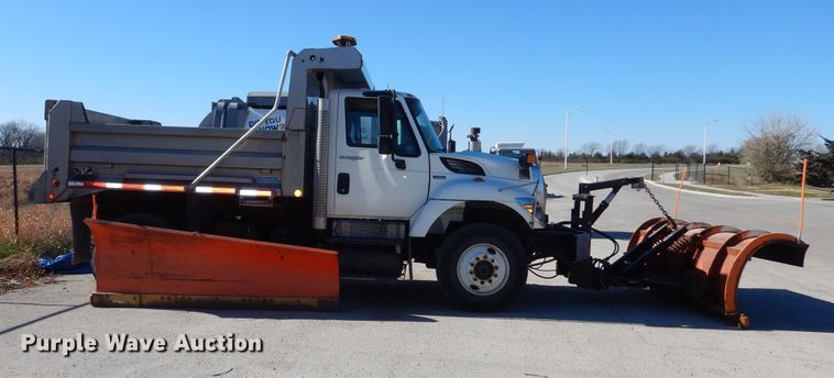 image for item DR5895 2012 International Workstar dump truck
