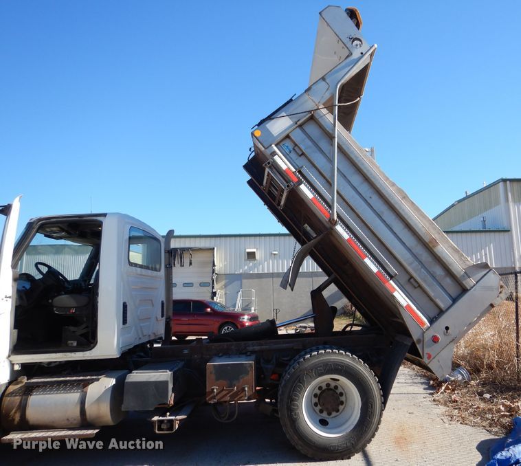 image for item DR5895 2012 International Workstar dump truck