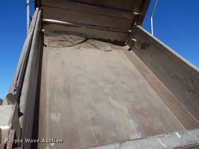 image for item DR5895 2012 International Workstar dump truck