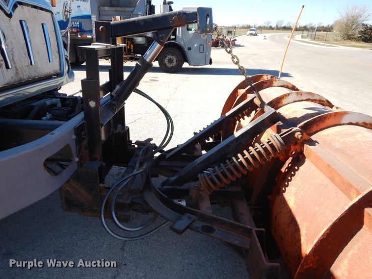 image for item DR5895 2012 International Workstar dump truck