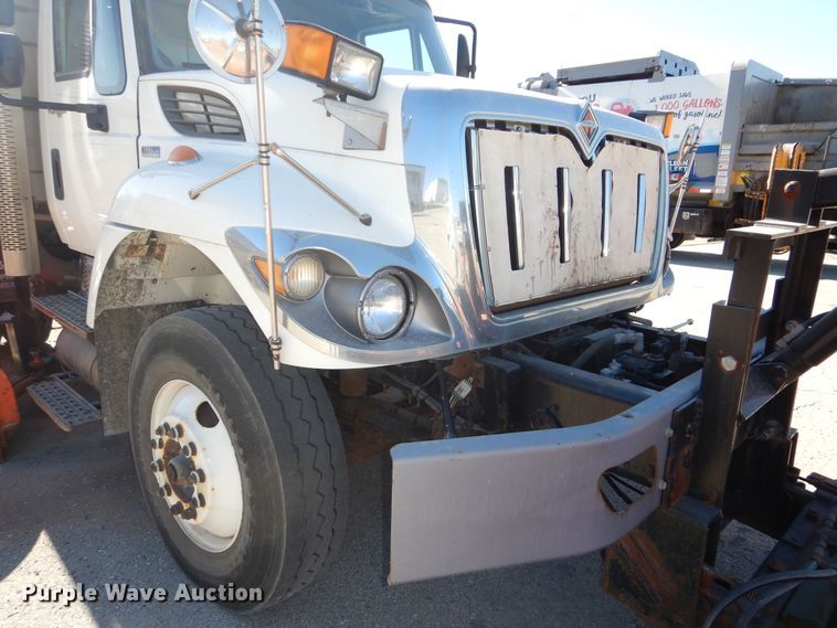 image for item DR5895 2012 International Workstar dump truck