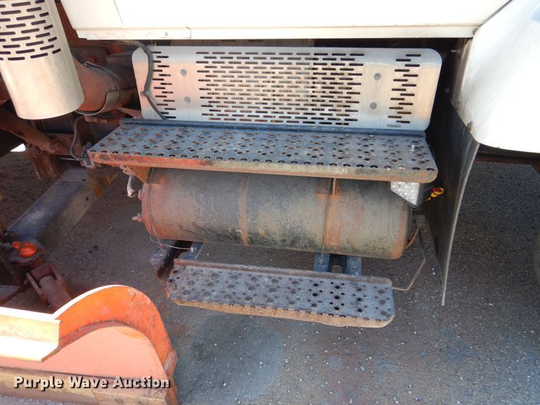 image for item DR5895 2012 International Workstar dump truck