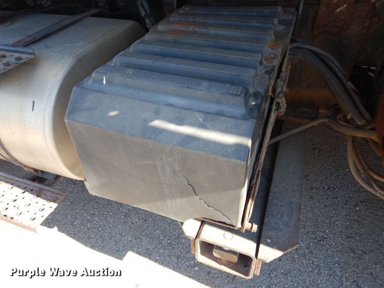 image for item DR5895 2012 International Workstar dump truck