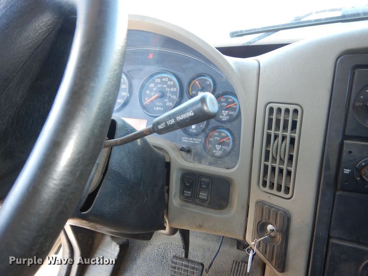 image for item DR5895 2012 International Workstar dump truck