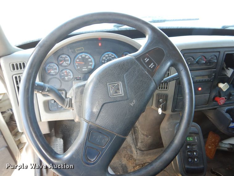 image for item DR5895 2012 International Workstar dump truck