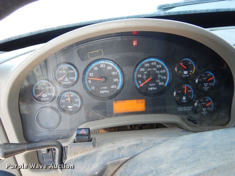 image for item DR5895 2012 International Workstar dump truck