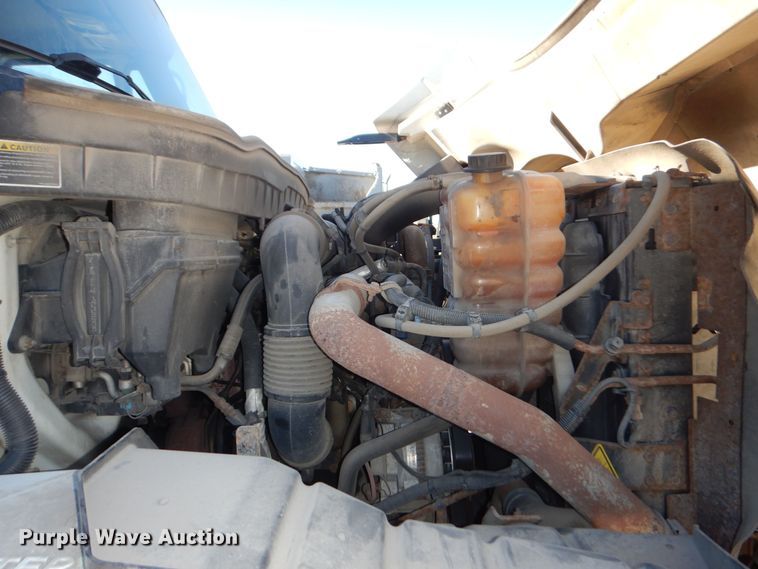 image for item DR5895 2012 International Workstar dump truck