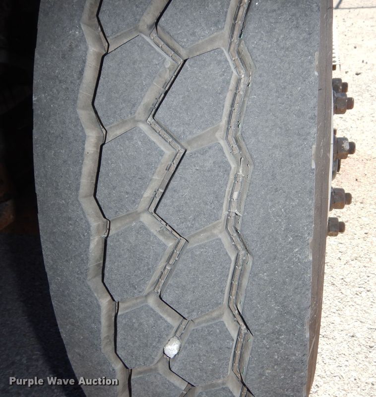 image for item DR5895 2012 International Workstar dump truck