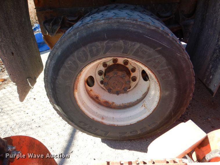 image for item DR5895 2012 International Workstar dump truck