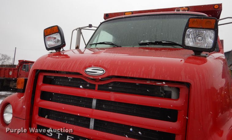 image for item DR5957 2003 Sterling L-Line dump truck