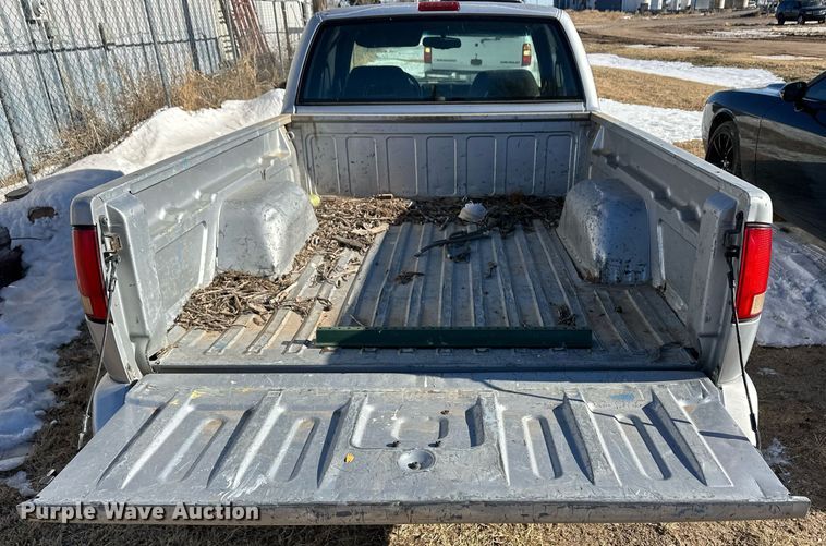 image for item EK9914 1994 GMC Sonoma pickup truck