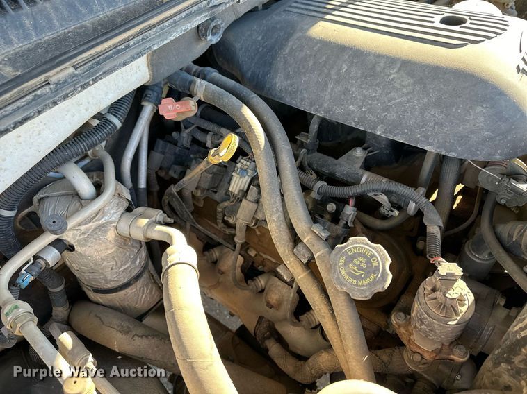 image for item EK9915 2001 Chevrolet Suburban SUV