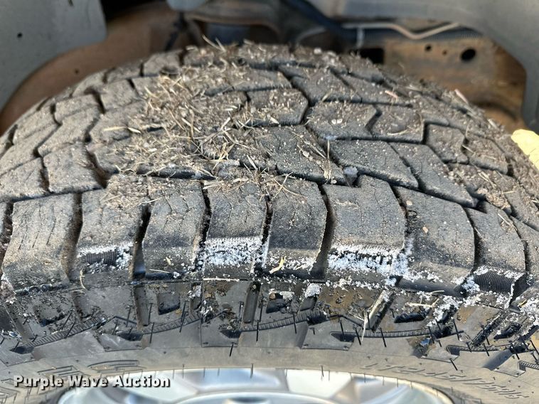 image for item EK9915 2001 Chevrolet Suburban SUV