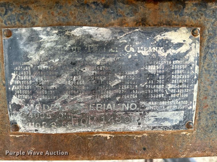 image for item IB9287 1958 Fruehauf tank trailer