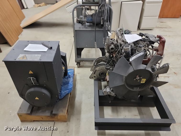 image for item JG9751 Skid steer engine