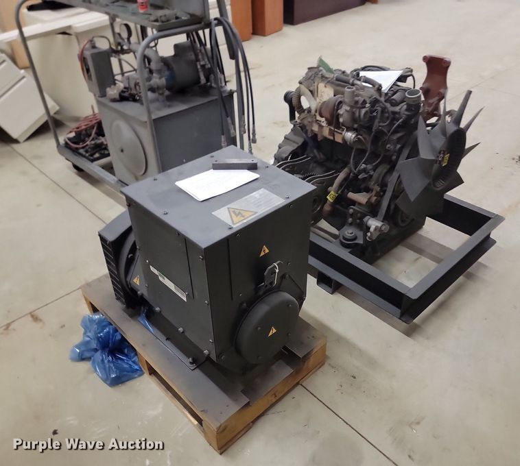 image for item JG9751 Skid steer engine