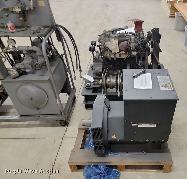 image for item JG9751 Skid steer engine