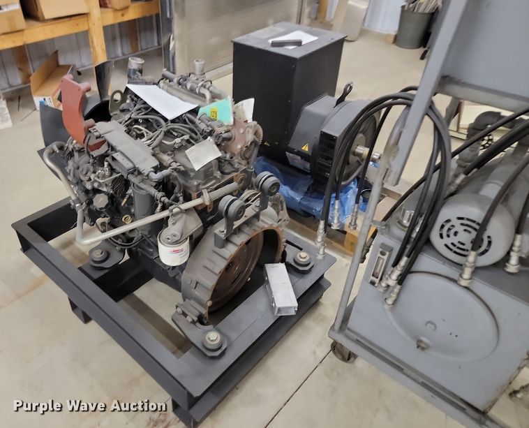 image for item JG9751 Skid steer engine