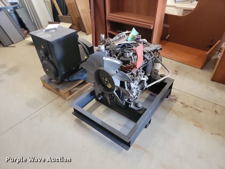 image for item JG9751 Skid steer engine