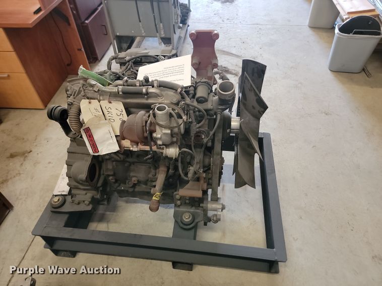 image for item JG9751 Skid steer engine