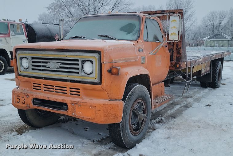 image for item KT9631 1979 Chevrolet  C60  flatbed truck