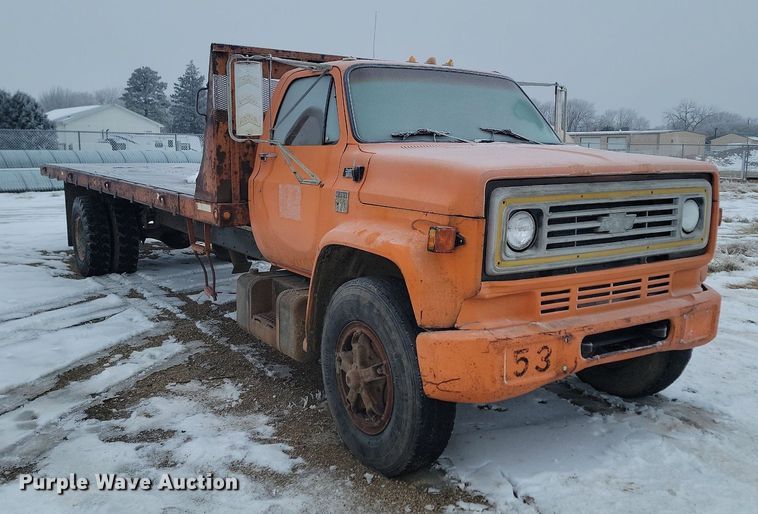 image for item KT9631 1979 Chevrolet  C60  flatbed truck