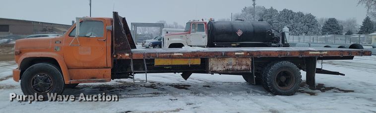 image for item KT9631 1979 Chevrolet  C60  flatbed truck