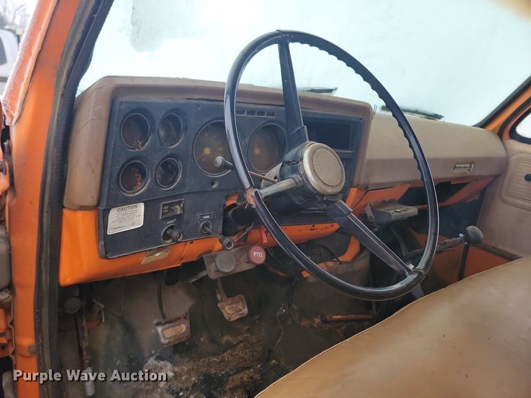 image for item KT9631 1979 Chevrolet  C60  flatbed truck