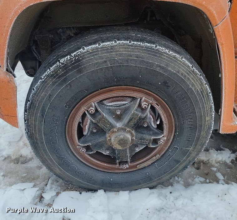 image for item KT9631 1979 Chevrolet  C60  flatbed truck