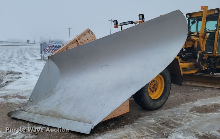 image for item KT9637 1988 John Deere 770 B-H motor grader