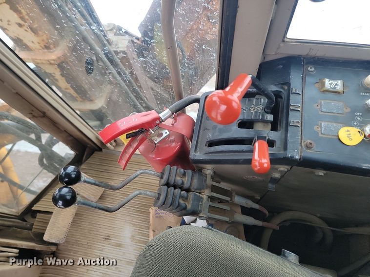 image for item KT9637 1988 John Deere 770 B-H motor grader