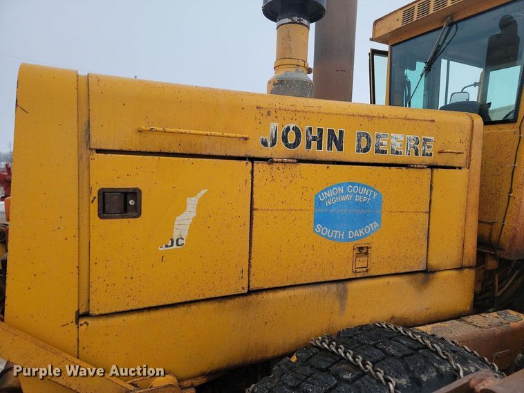image for item KT9637 1988 John Deere 770 B-H motor grader