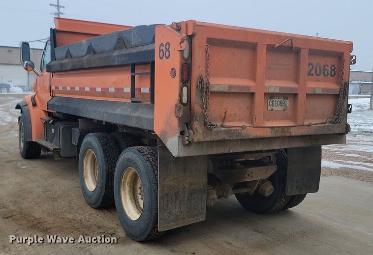 image for item KT9638 1998 Ford W86 dump truck